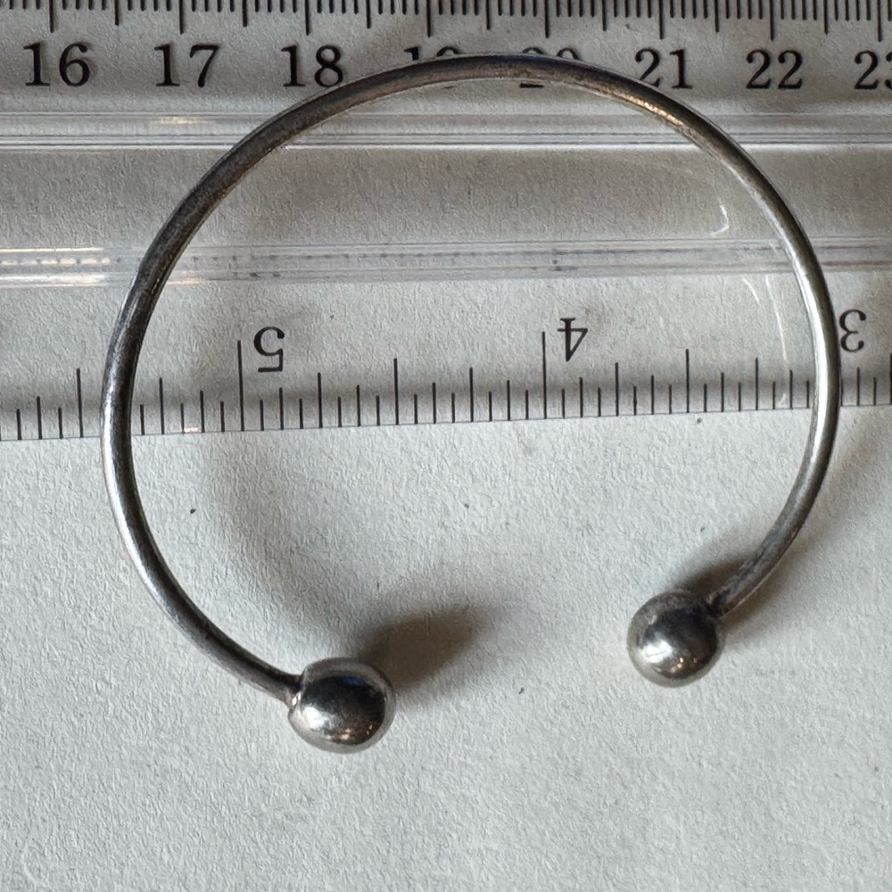 Sterling Silver Cuff Bracelet with 2 Accent Ball Ends 6.5" 8.5g - Picture 8 of 9